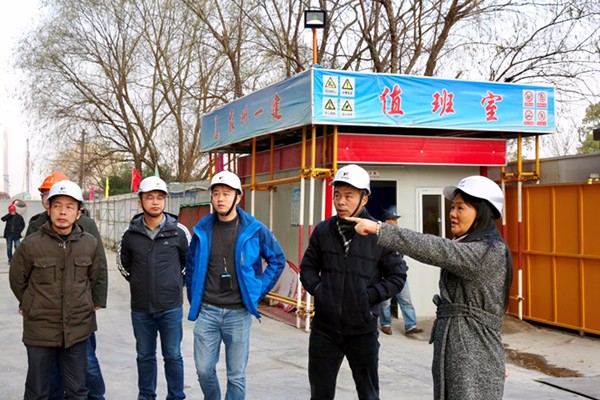 城市重建开展节前安全检查