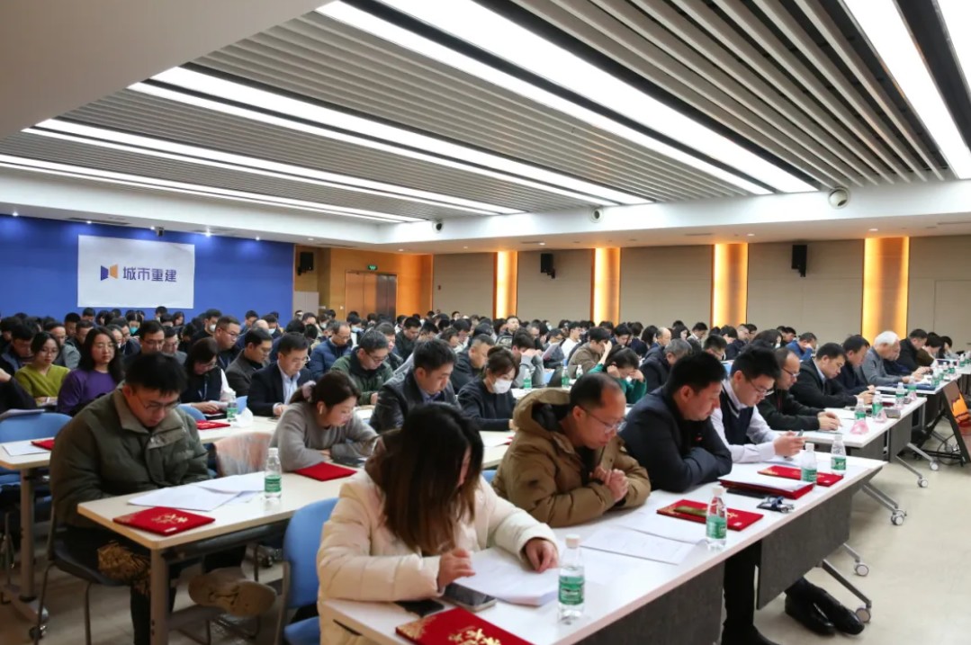 奋楫扬帆 向新而行
